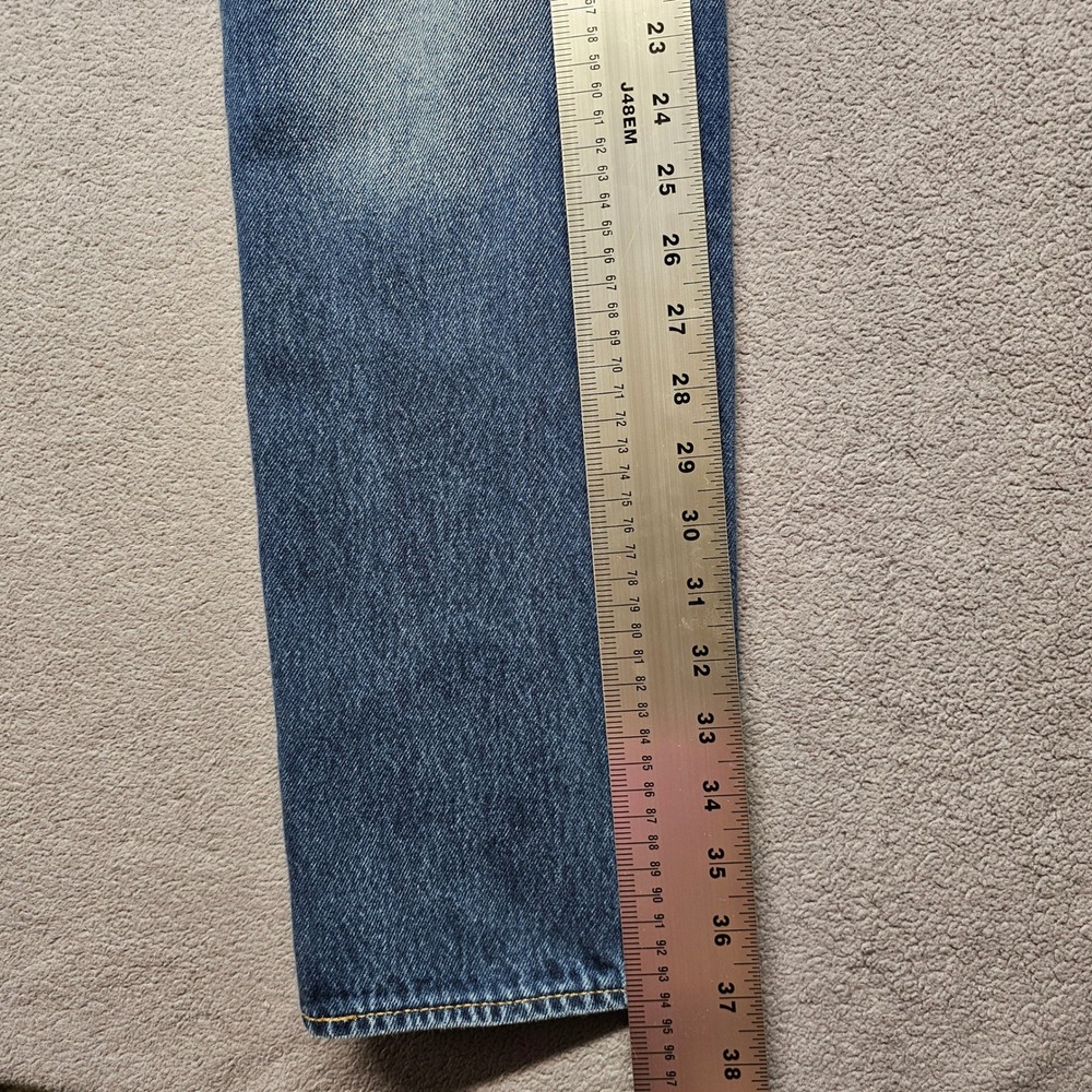 Levi's 501 Original Fit Jeans Womens 28x30 Blue Denim Straight Leg Button Fly - Picture 3 of 14